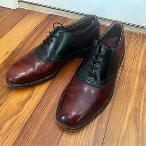 Shelton Burgundy & Black Allen Edmonds Saddle Oxfords. Men’s size 9 C